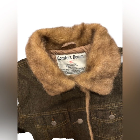 Comfort Denim Brown Denim Jacket with Faux Fur Trim Size XL Made In Pakistan. - Picture 5 of 13